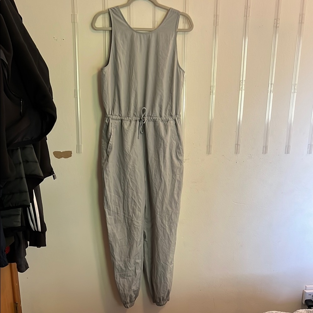 Gray Sleeveless Jumpsuit